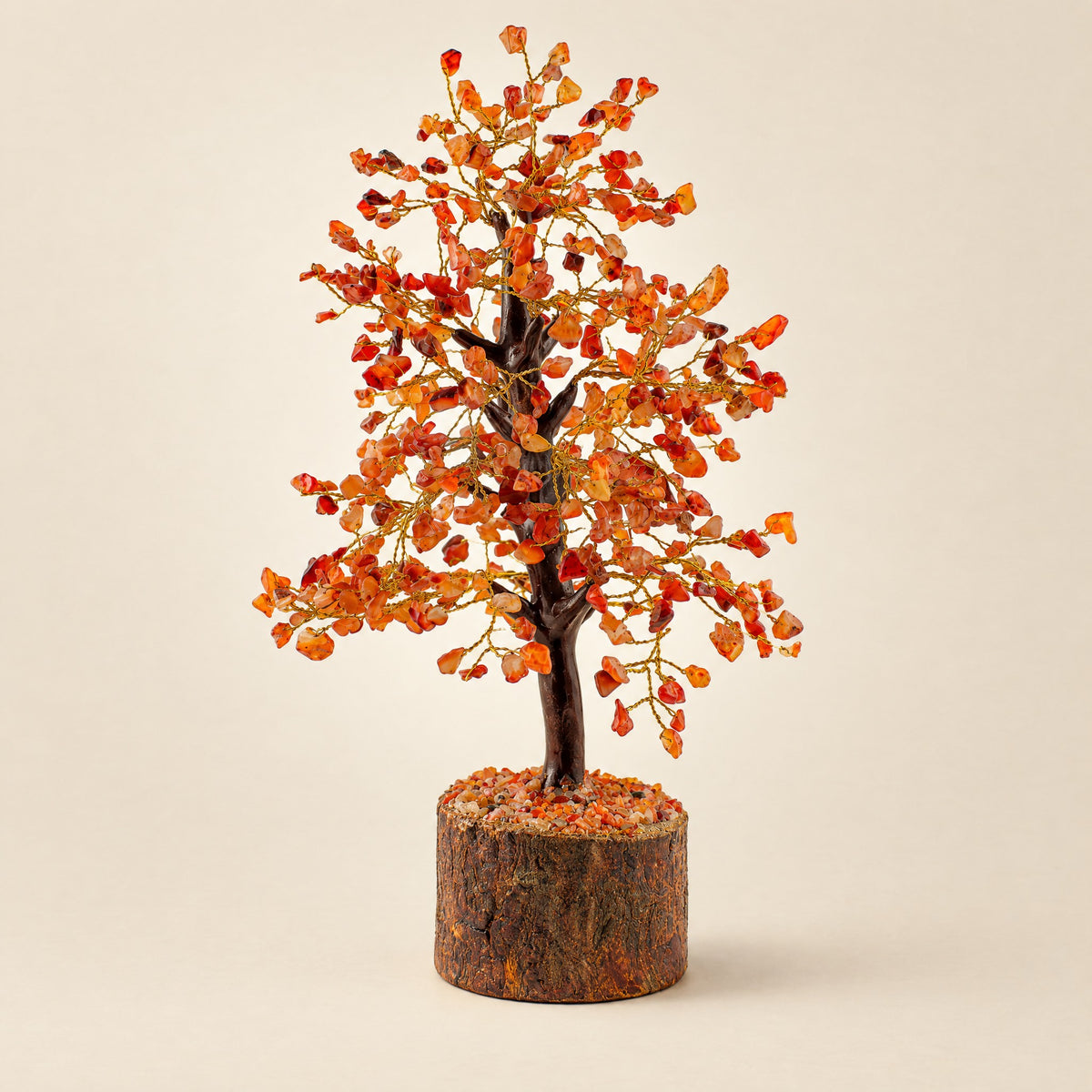Carnelian gemstone tree with gold-tone wire, 500 chips, front view