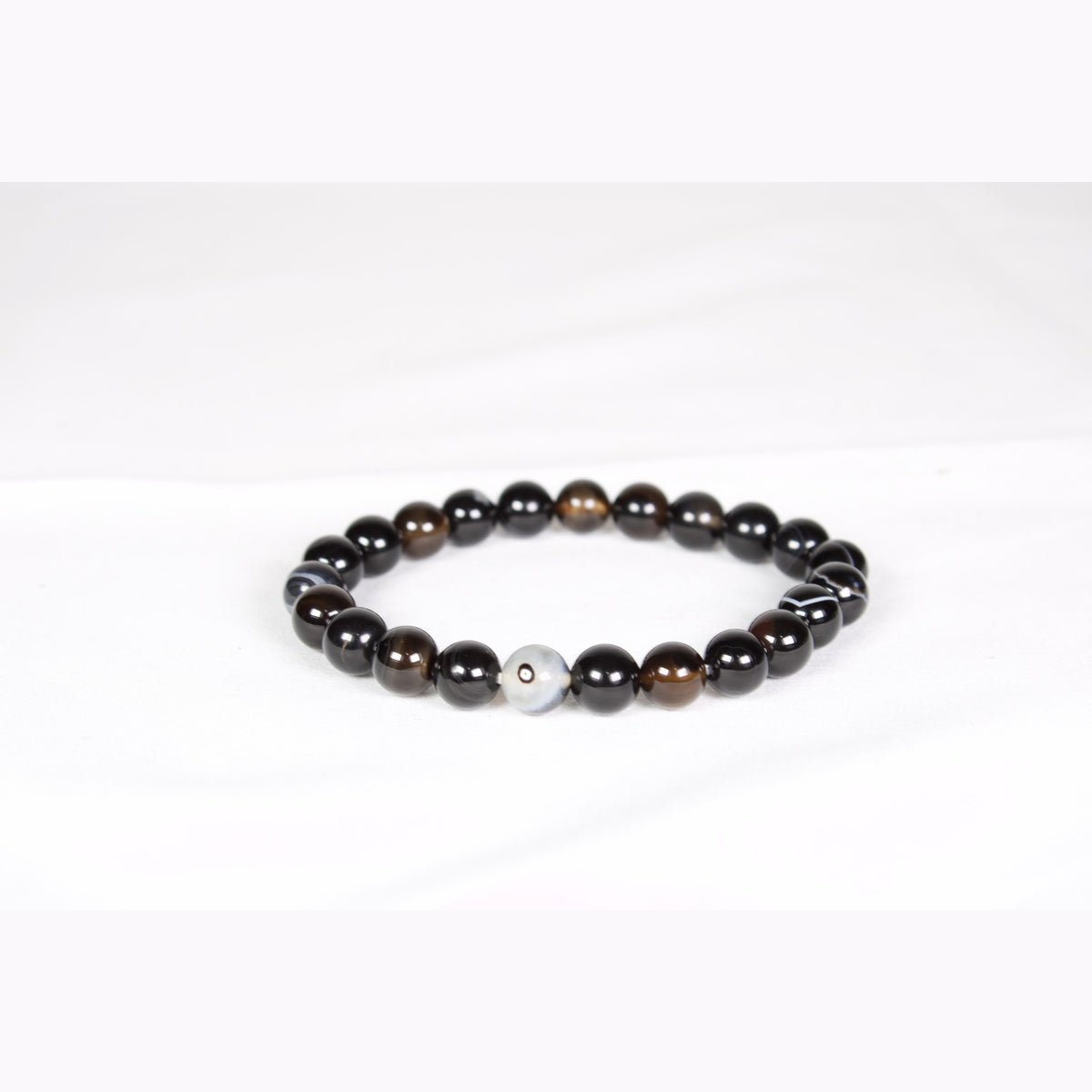 Unedited photo of the Sulemani agate bracelet