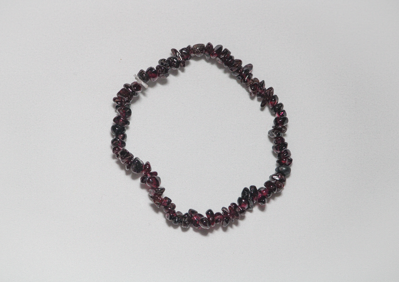 Garnet Chips Bracelet